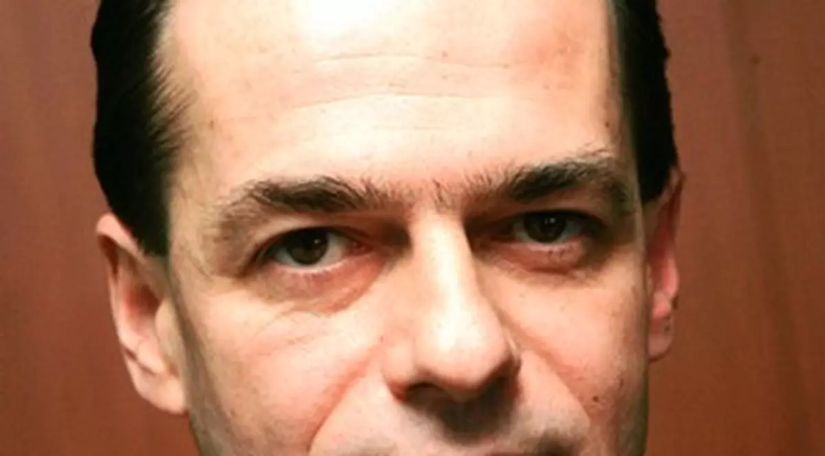 Orban: "Băsescu şi Stolojan, un cuplu Râsu'-Plânsu'" 