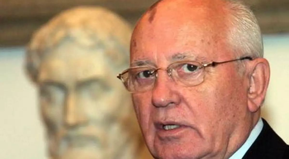 Gorbaciov, spitalizat la Moscova