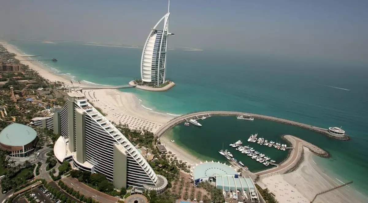 Prima plajă rece va fi amenajată de Versace, în Dubai