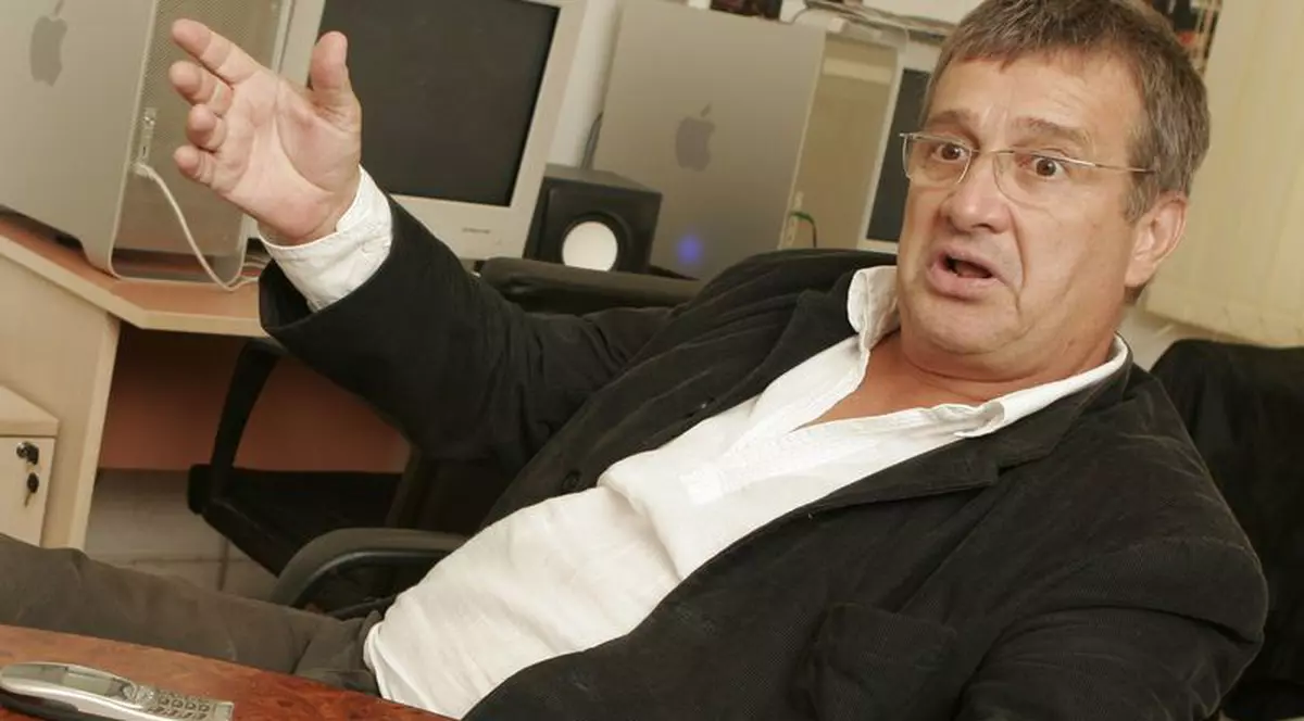 Mircea Dinescu: «Băsescu l-a înjurat de mamă pe Stolojan!»