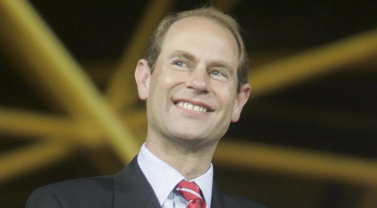 Prinţul Edward este acuzat că a bătut un câine