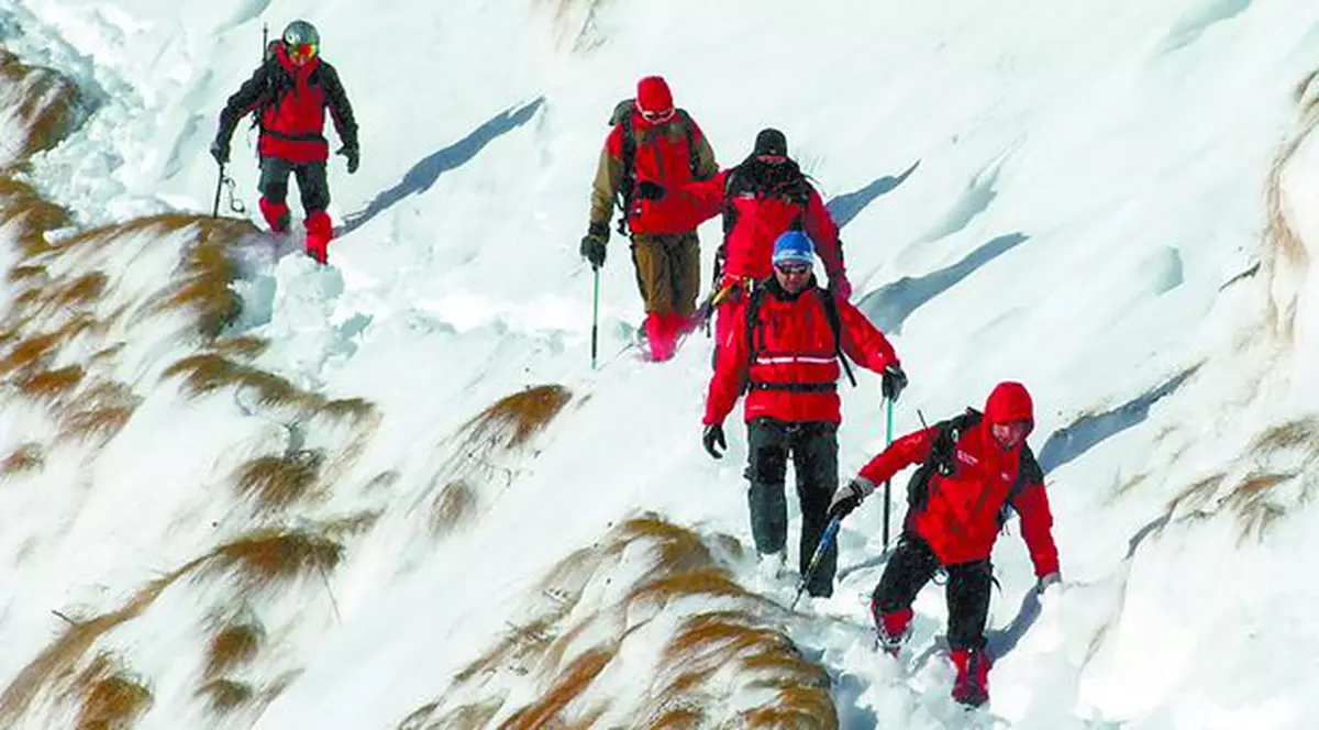 100.000 de lei pentru găsirea fiului său?