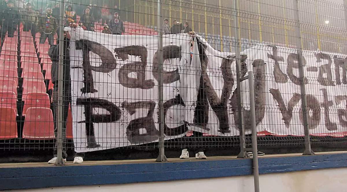 «Pac-pac, nu te-am votat!»