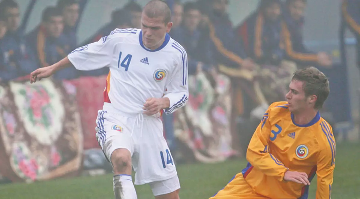 Cu maxi-taxi la naţională!