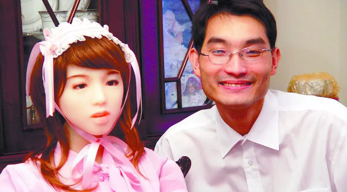 Iubita perfectă: roboţica Aiko