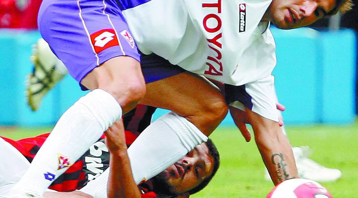 "Mutu este noul Platini"