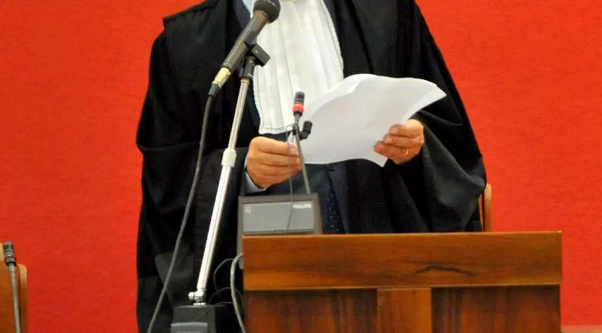 Pistolari periculoşi, liberi de Crăciun