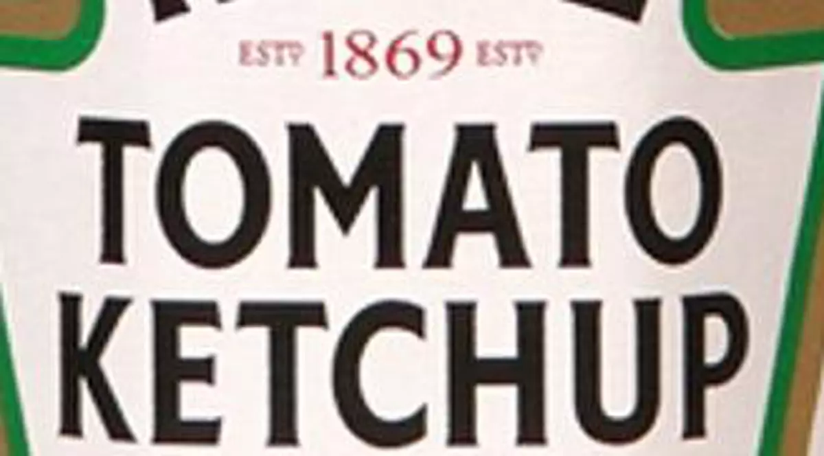 A băut 490 de grame de ketchup în 39 de secunde