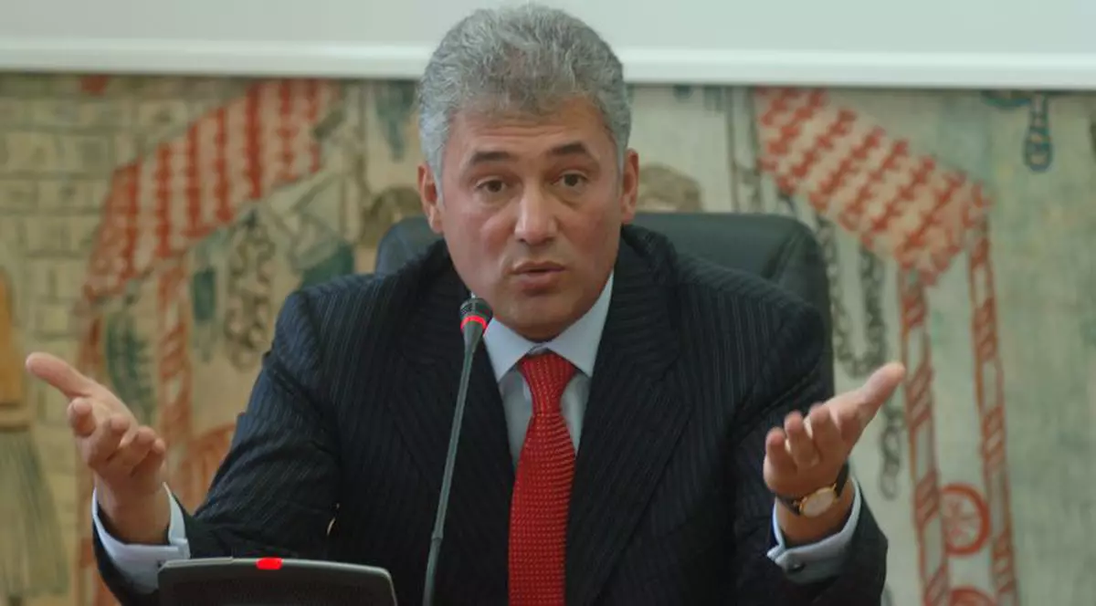 Adriean Videanu: "Suntem în situaţie de urgenţă!"