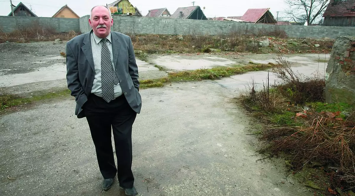 «Am făcut zidul ca să înceteze scandalurile»