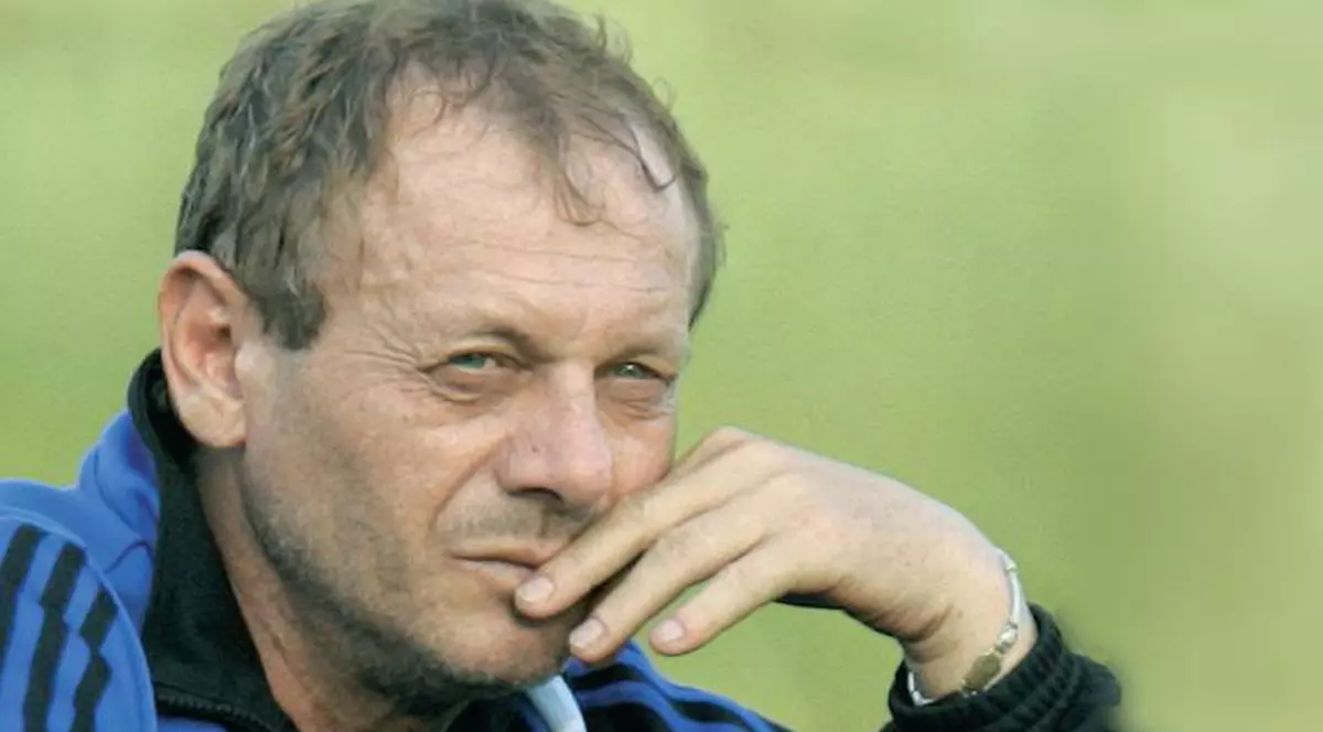 «Viaţa mea: fotbal şi copii frumoşi» 