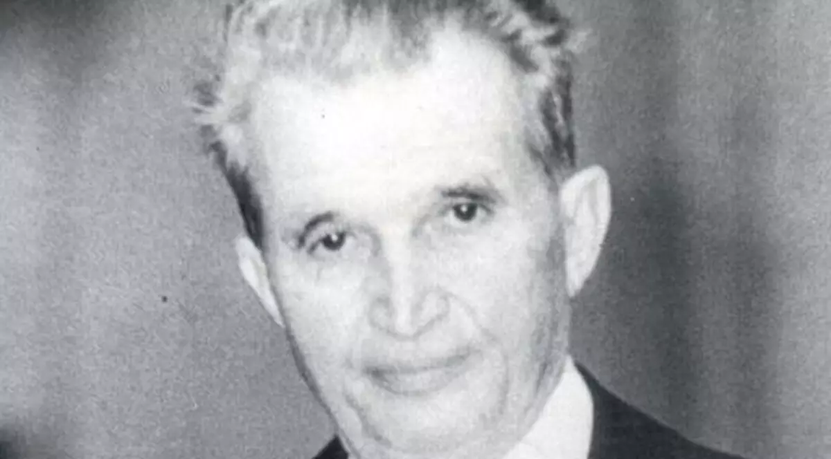 «Ceauşescu mi-a botezat fiul, dar nu mi-a dat un ban»