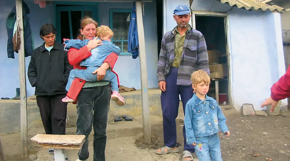 Are trei copii cu fiica sa