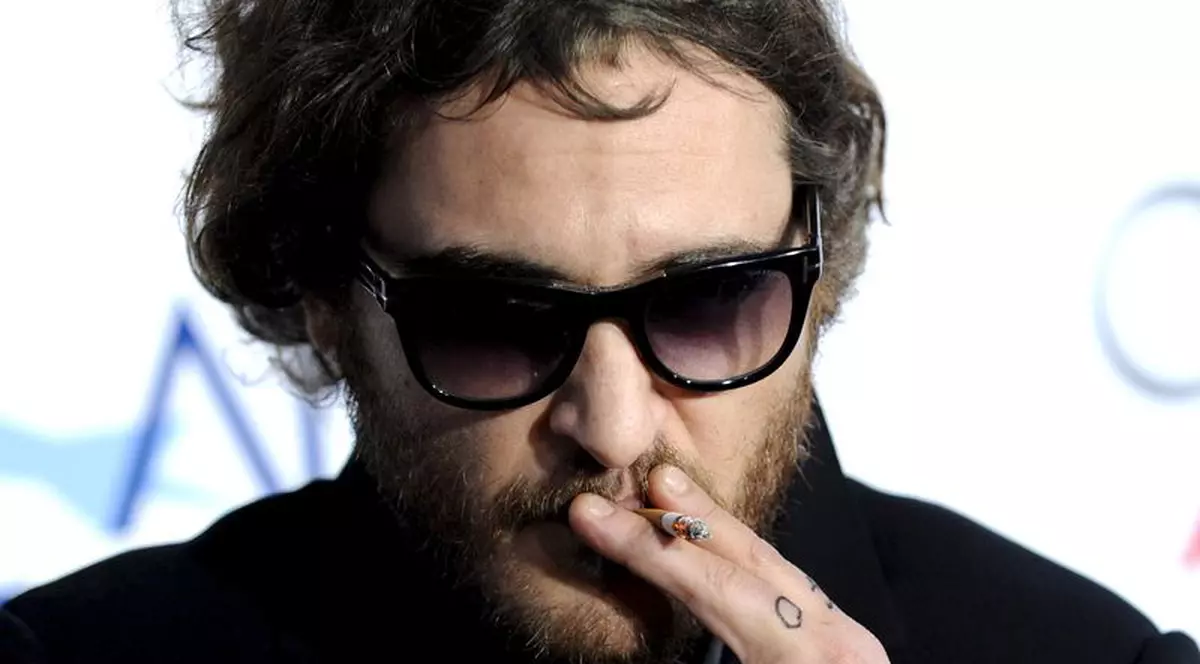 Joaquin Phoenix dezminte zvonurile conform cărora cariera sa de rapper e doar o farsă