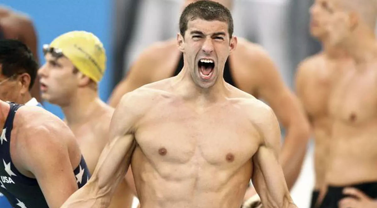 Michael Phelps a devenit tată pentru prima oară. Ce nume inedit i-a dat fiului său | FOTO