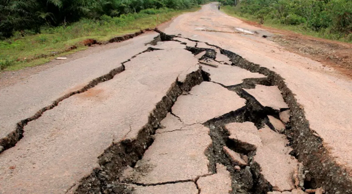 17 răniţi în urma unui seism în largul insulei Sumatra