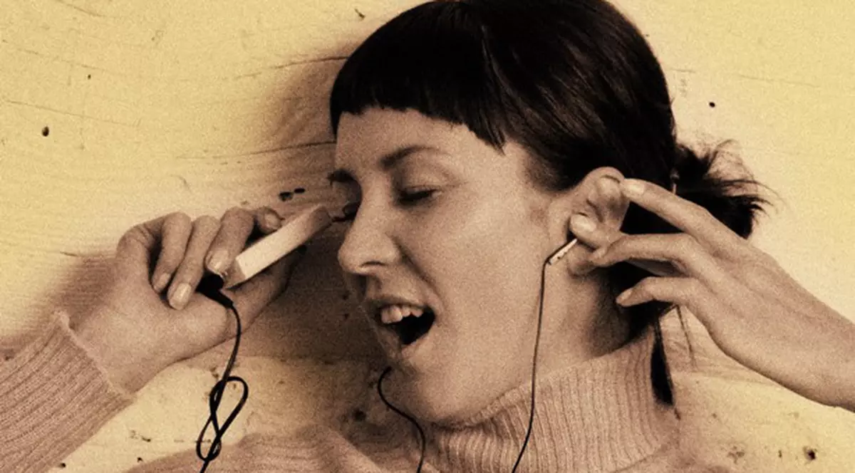 Au crezut că ţipă disperată, dar de fapt ea... cânta