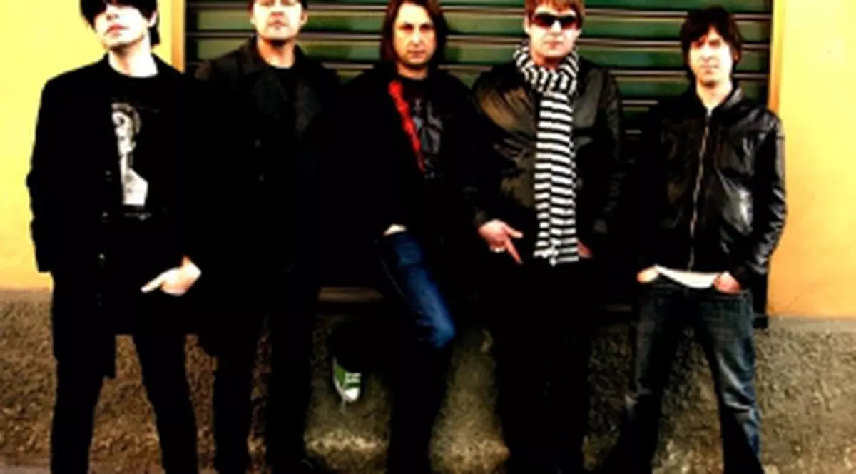 The Charlatans, pe afişul B’estfest