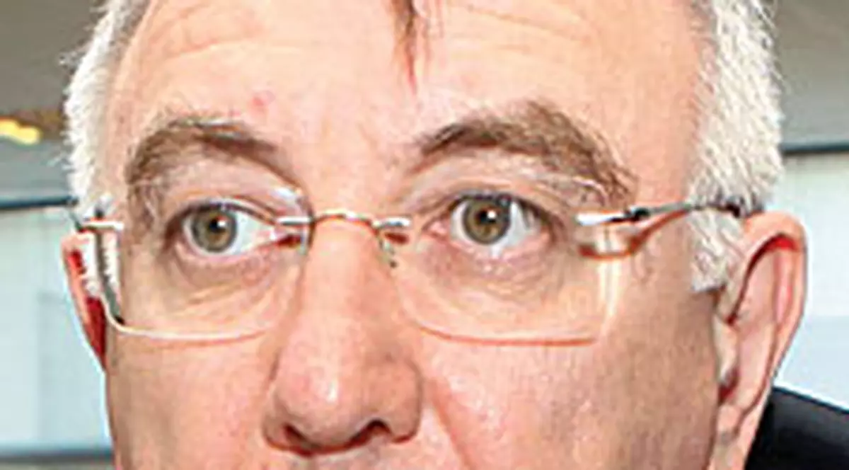 Andrei Chiliman, în direct cu cititorii la ora 13.00