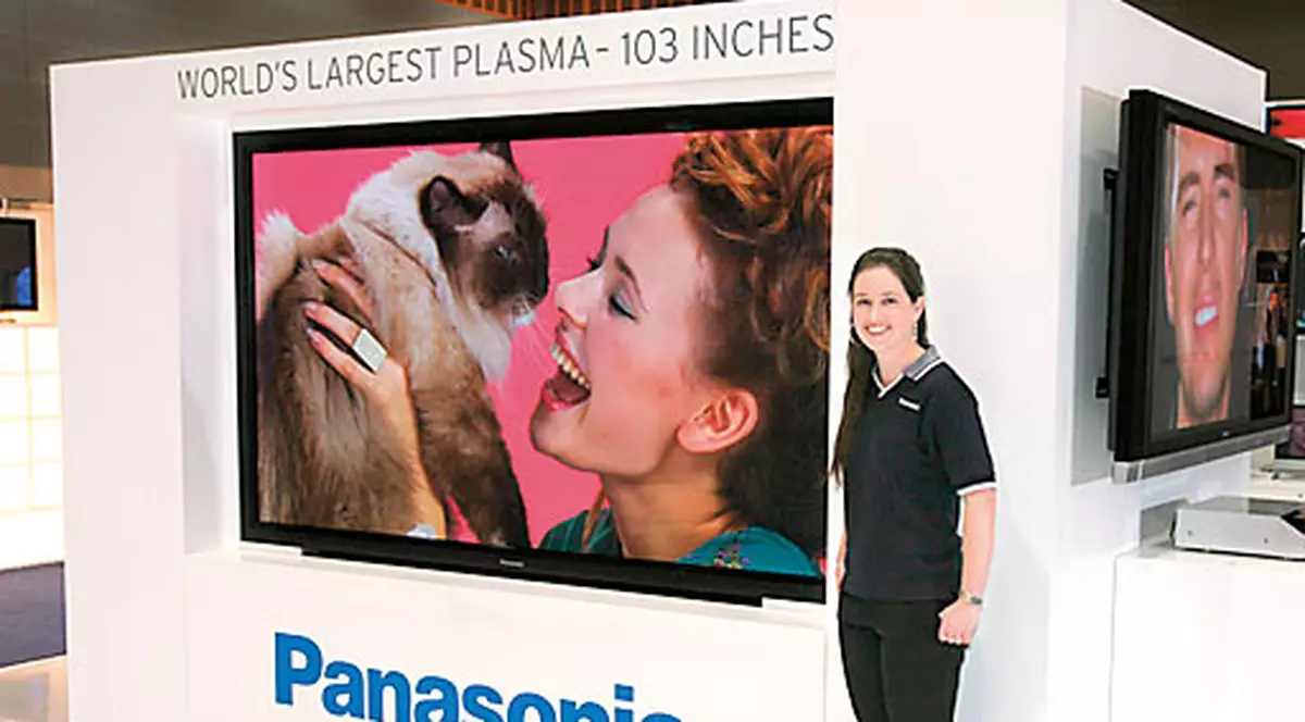 15.000 de oameni, concediaţi la Panasonic