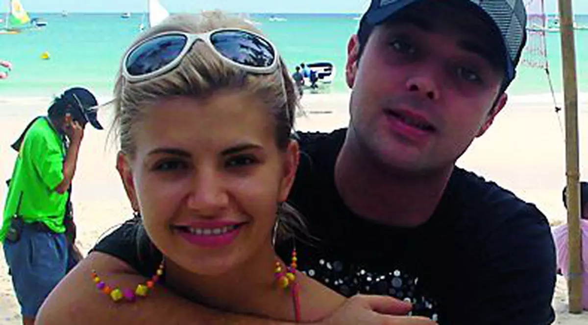 Tudor de la Fly Project şi-a dus iubita în Filipine