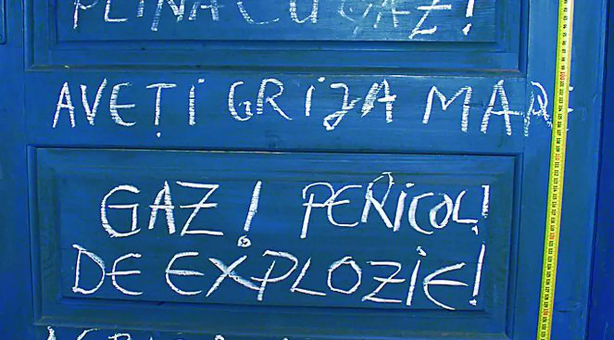 Şi-a pus masca pe faţă şi a dat drumul la butelii