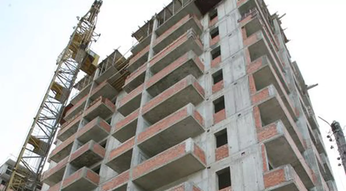 «Vom da în folosinţă trei blocuri pentru evacuaţi»