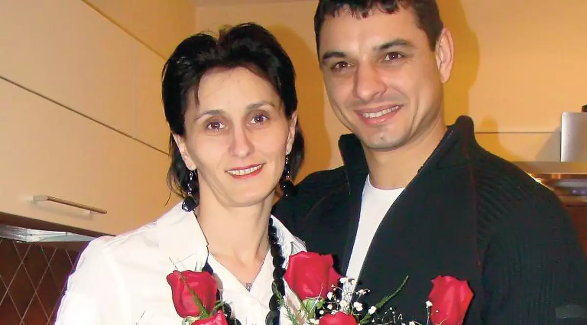 Ganea îşi răsfaţă soţia