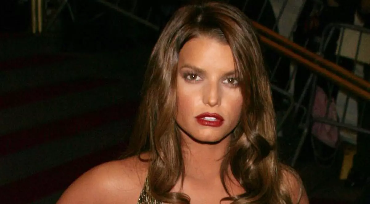 Jessica Simpson, disperată să se mărite