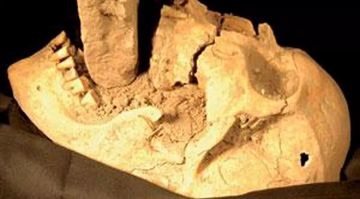 Craniul unei femei-vampir, descoperit în Italia