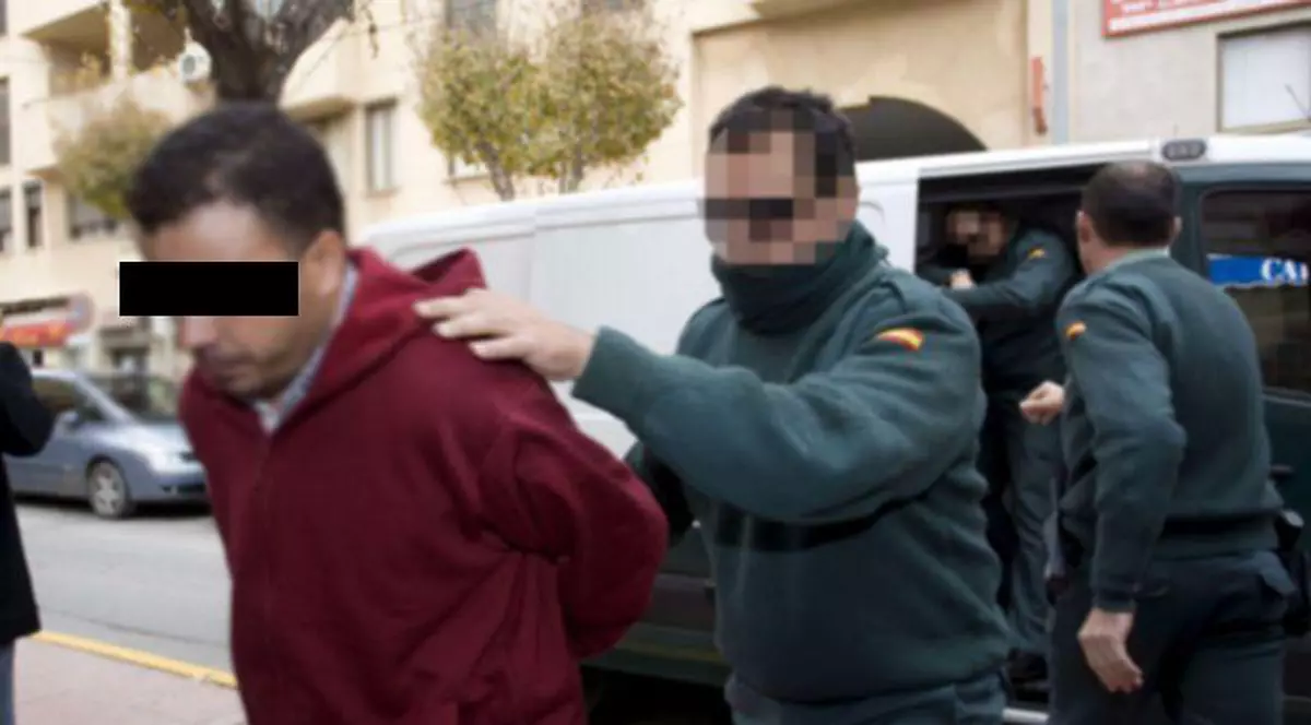 19 români, arestaţi în Spania