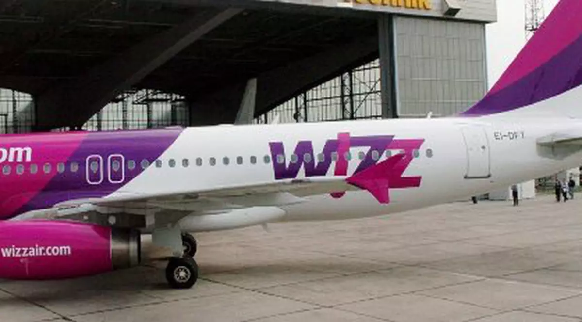 Un avion Wizz Air a făcut o escală de urgenţă la Timişoara 