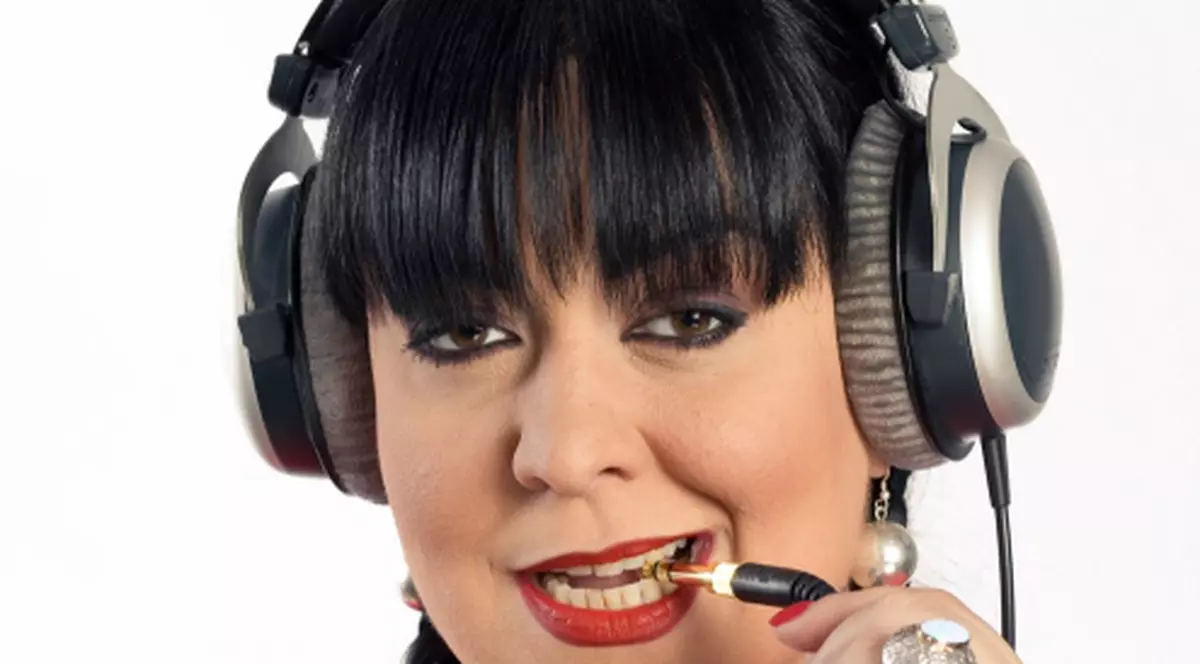 Monica Anghel: „Aş apela la fostul meu soţ pentru o operaţie estetică"
