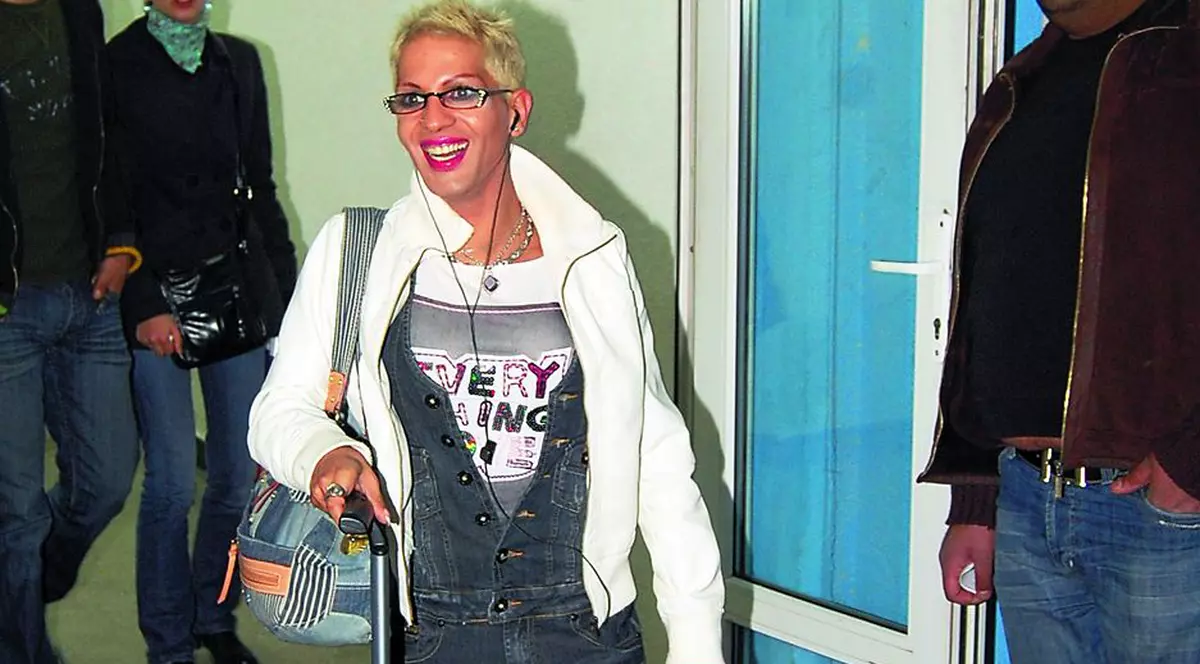 Naomy s-a întors fericit din Italia