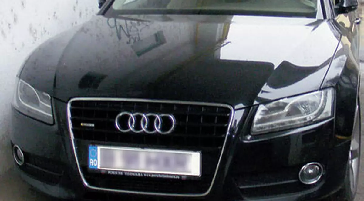 Maşina senegalezului Mansour, călcată de hoţi