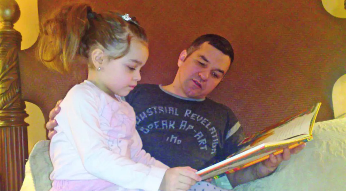 Povestea lui Leonard Doroftei pentru fiica lui, Andra Vanessa (5 ani)
