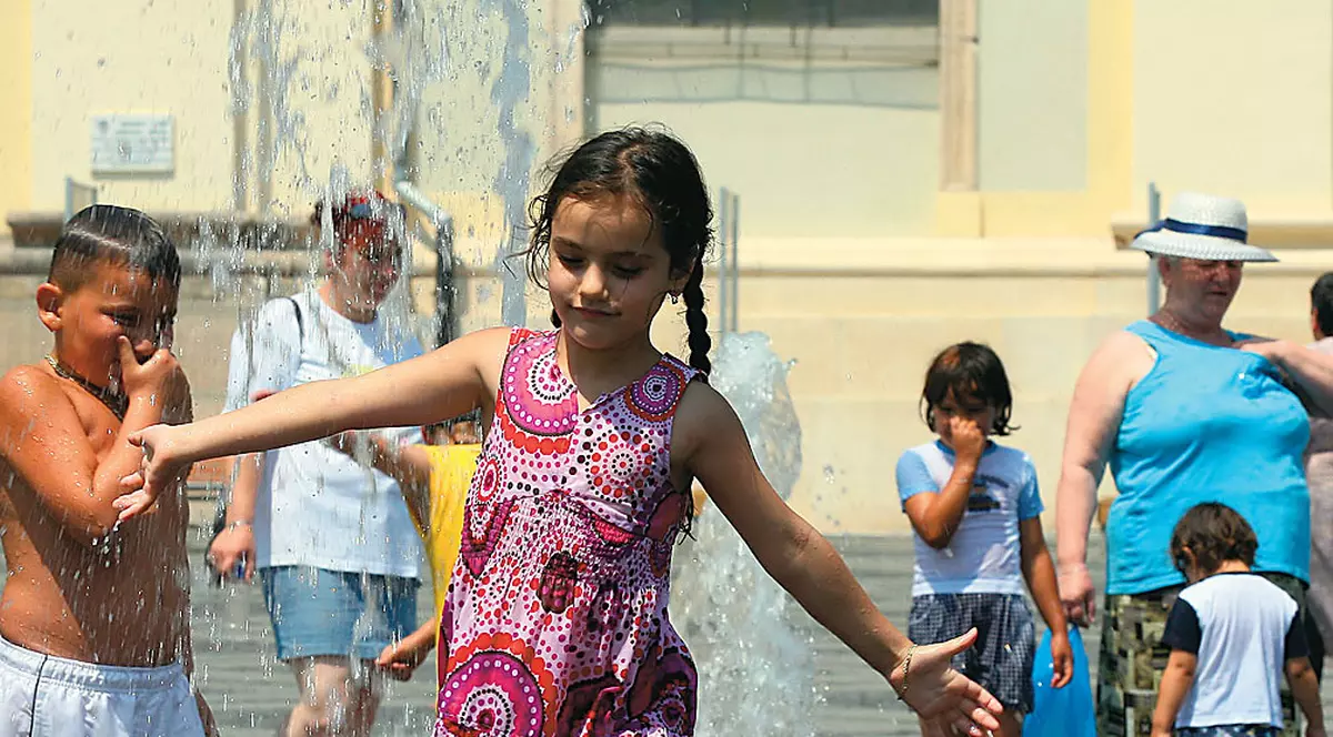 În luna aprilie vom avea când -5° C, când 25° C