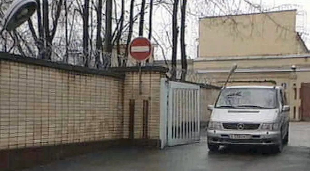 A rămas însărcinată, deşi era condamnată la puşcărie pe viaţă