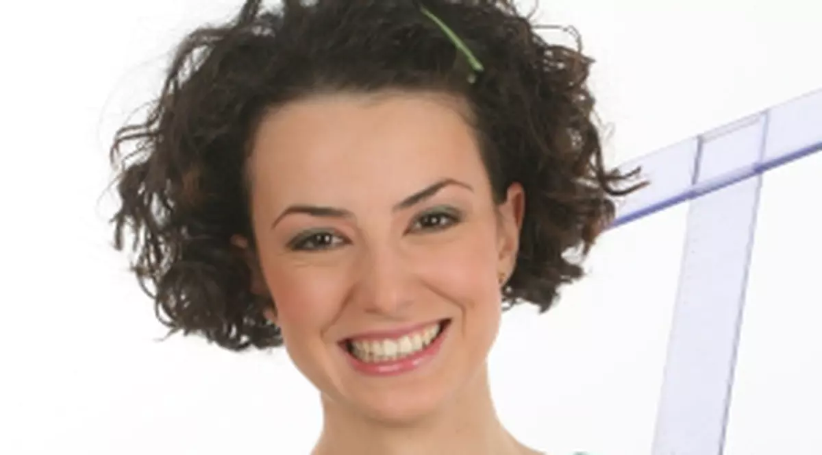 Specialiştii S.O.S. se întrec în măiestrie, la Prima TV