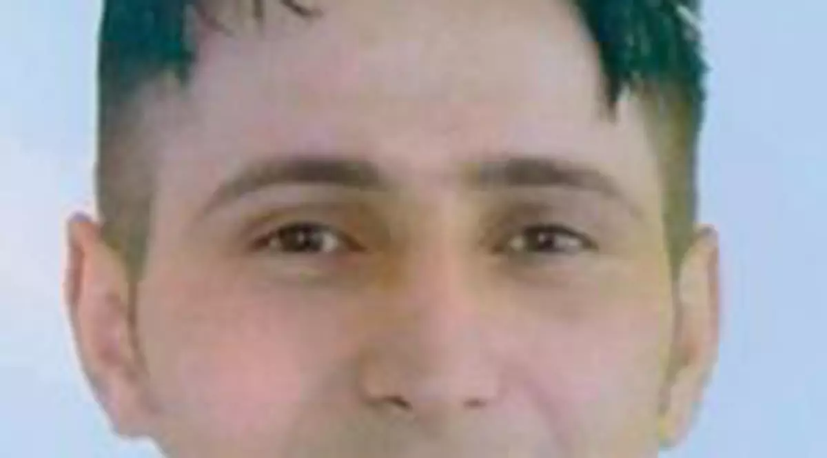 Adrian Apostol va da statul francez în judecată