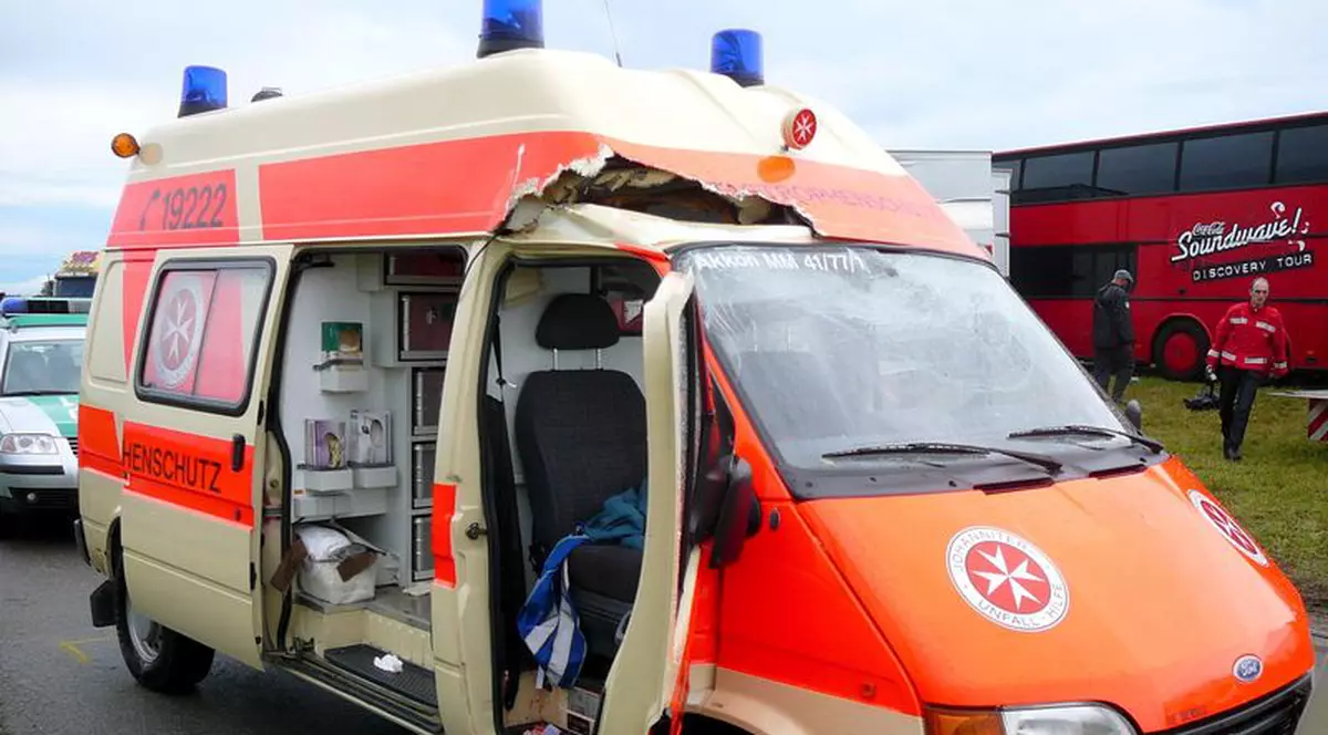 Implicată în trei accidente rutiere, în mai puţin de o oră