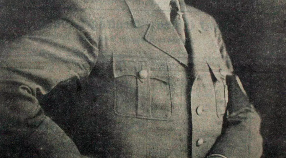 Fotografie uriaşă a lui Hitler, în centrul Sofiei