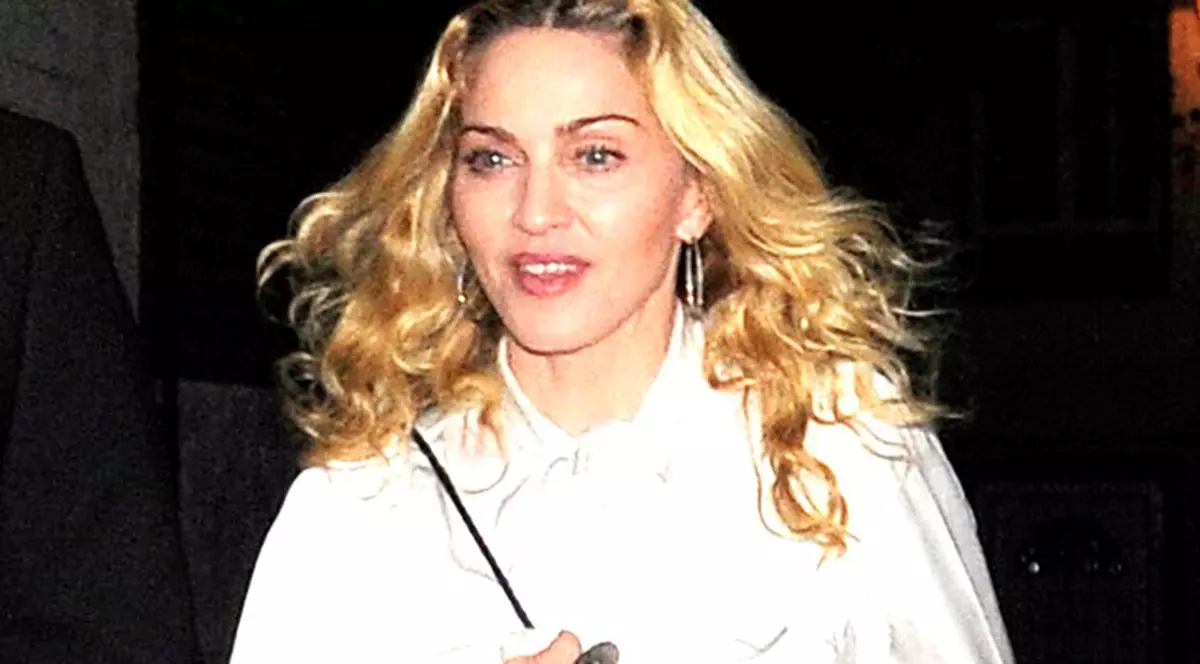 Madonna, consolată de fostul soţ