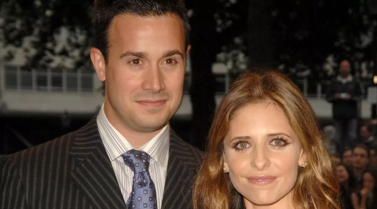 Sarah Michelle Gellar e însărcinată 