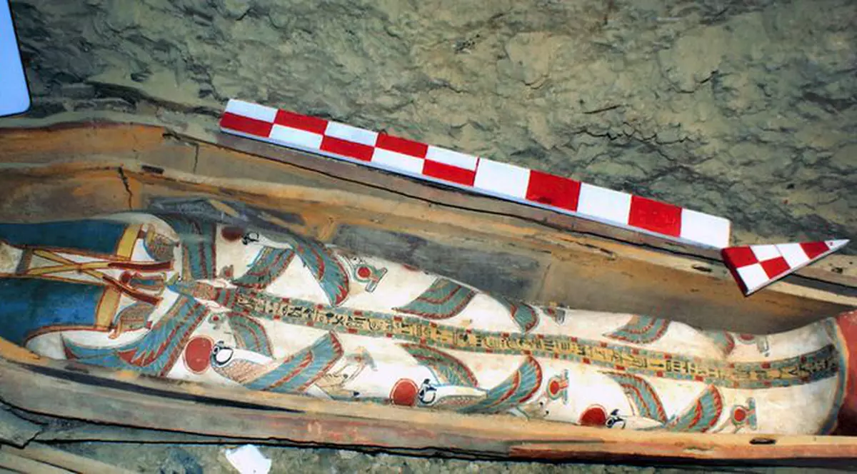 Zeci de mumii descoperite într-o necropolă antică, în Egipt