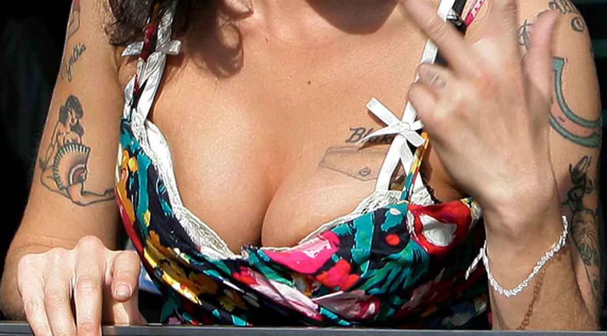 Jay-Z vrea să o ajute pe Amy Winehouse