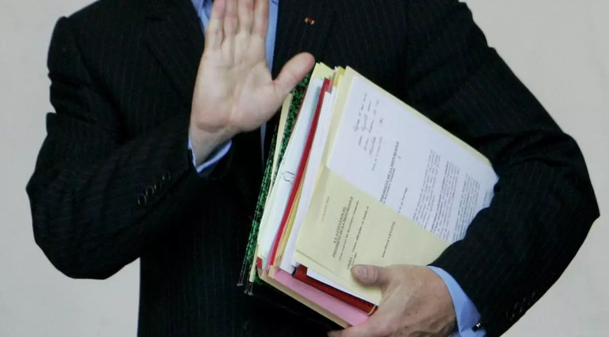 Sarkozy a reuşit în 30 de minute să-i insulte pe Obama, Zapatero şi Merkel