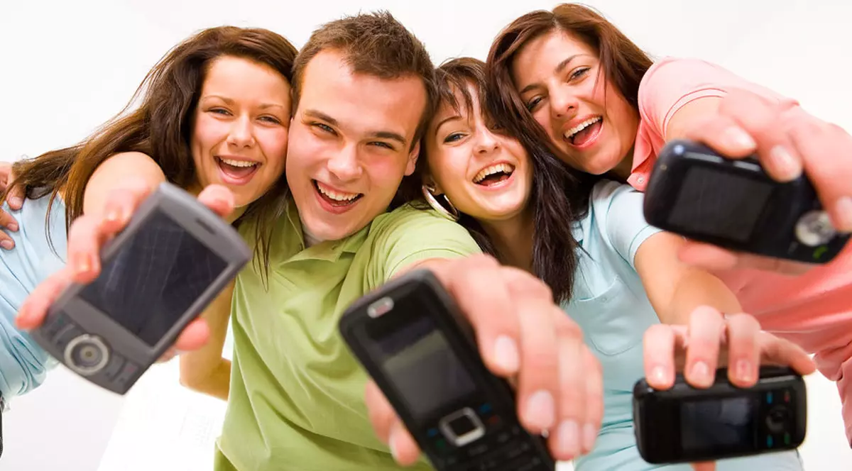 Hoţii i-au inapoiat telefonul mobil 