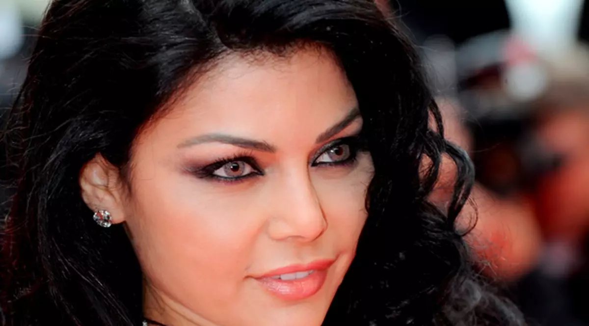 Cântăreaţa Haifa Wehbe s-a măritat