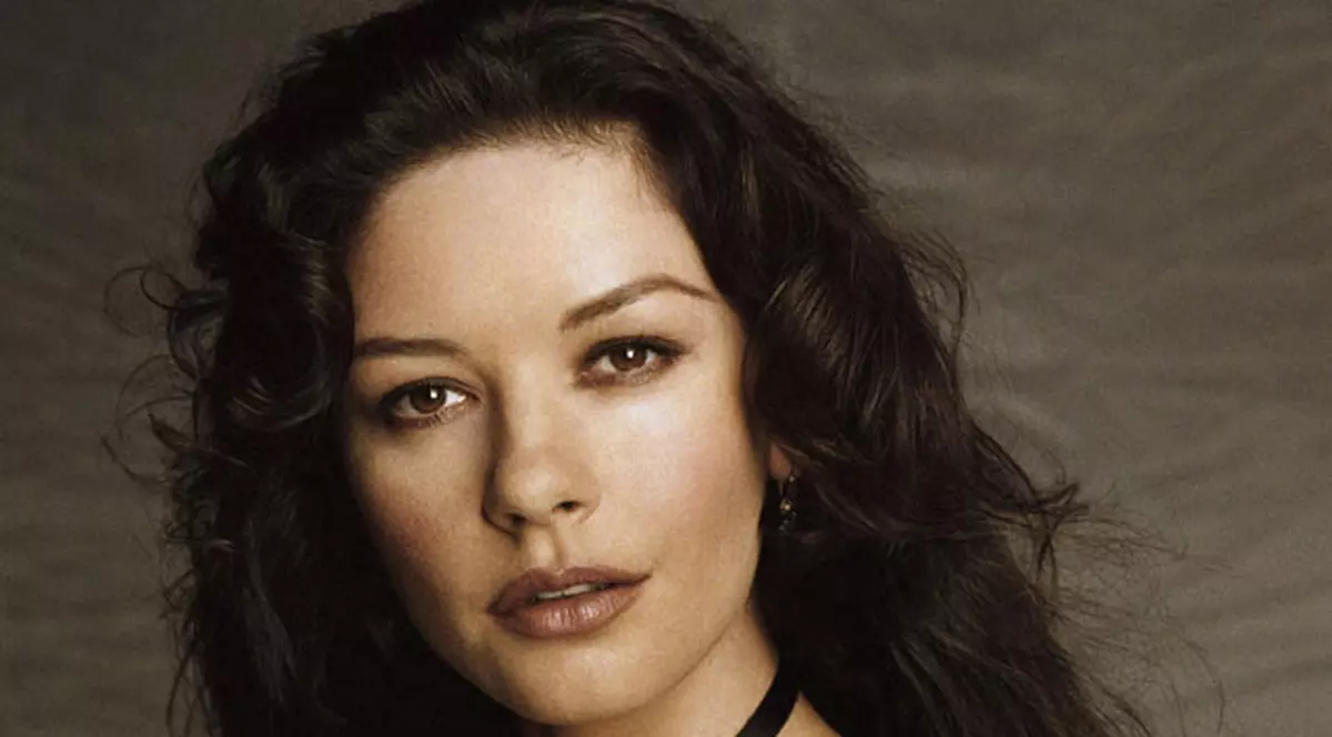 Catherine Zeta-Jones vrea s-o interpreteze pe Susan Boyle